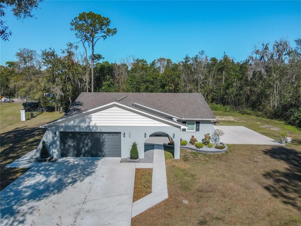 1904 FOXHOLLOW DRIVE E AUBURNDALE, FL 33823