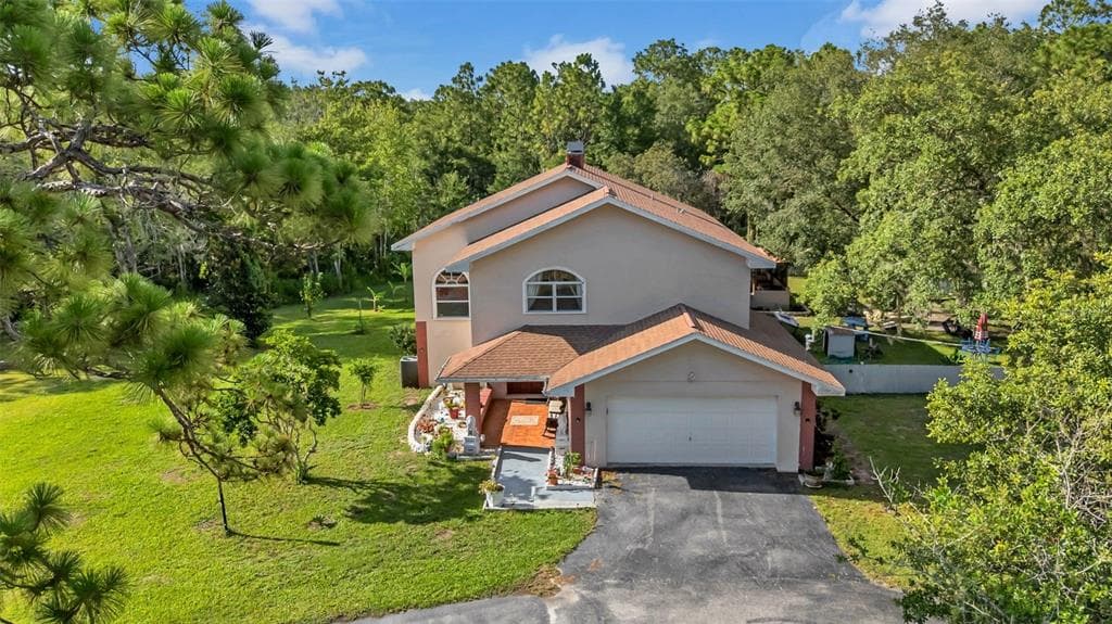 10323 SARANAC TRAIL