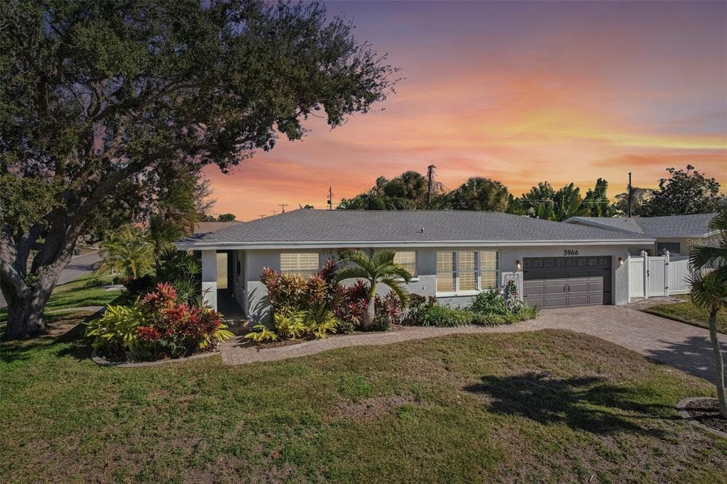 3966 HIGH BLUFF DRIVE LARGO, FL 33770