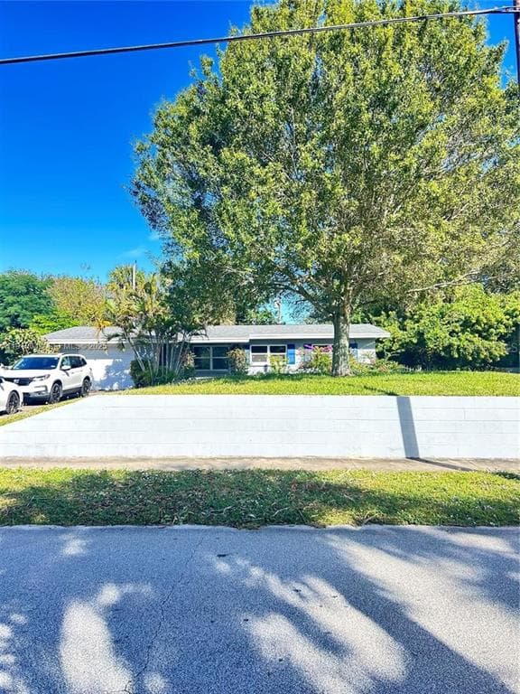 118 BOUGAINVILLEA DRIVE ROCKLEDGE, FL 32955