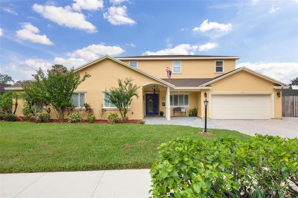 11606 LIPSEY ROAD TAMPA, FL 33618