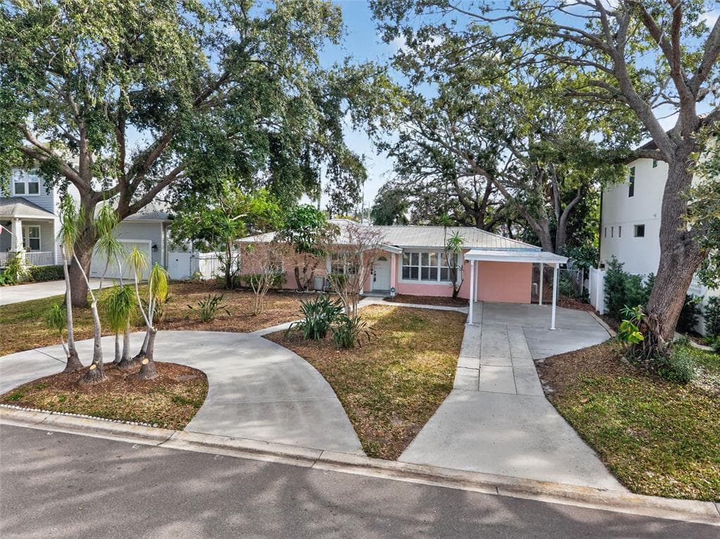 3616 S OMAR AVENUE TAMPA, FL 33629