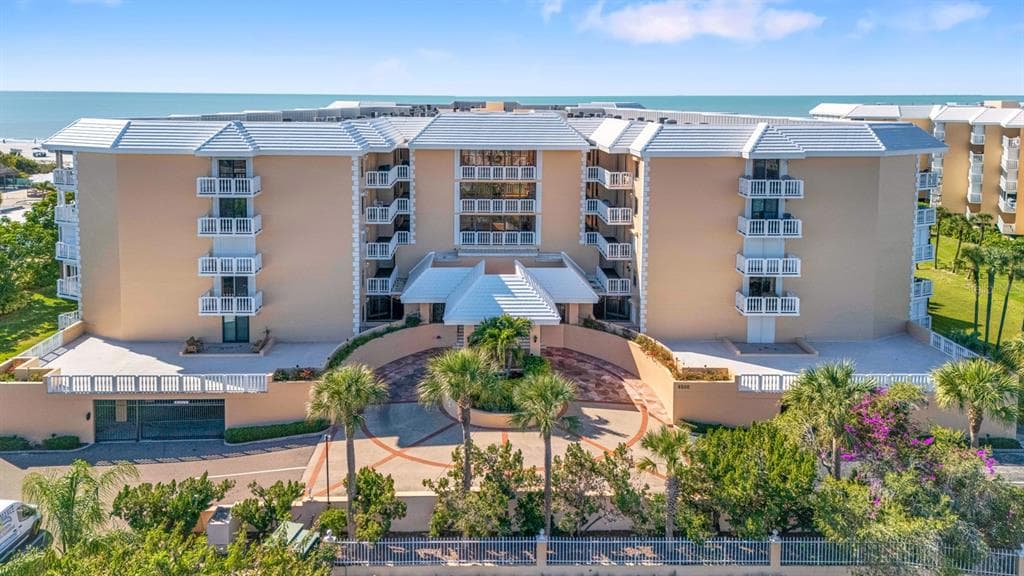 6500 SUNSET WAY UNIT 121