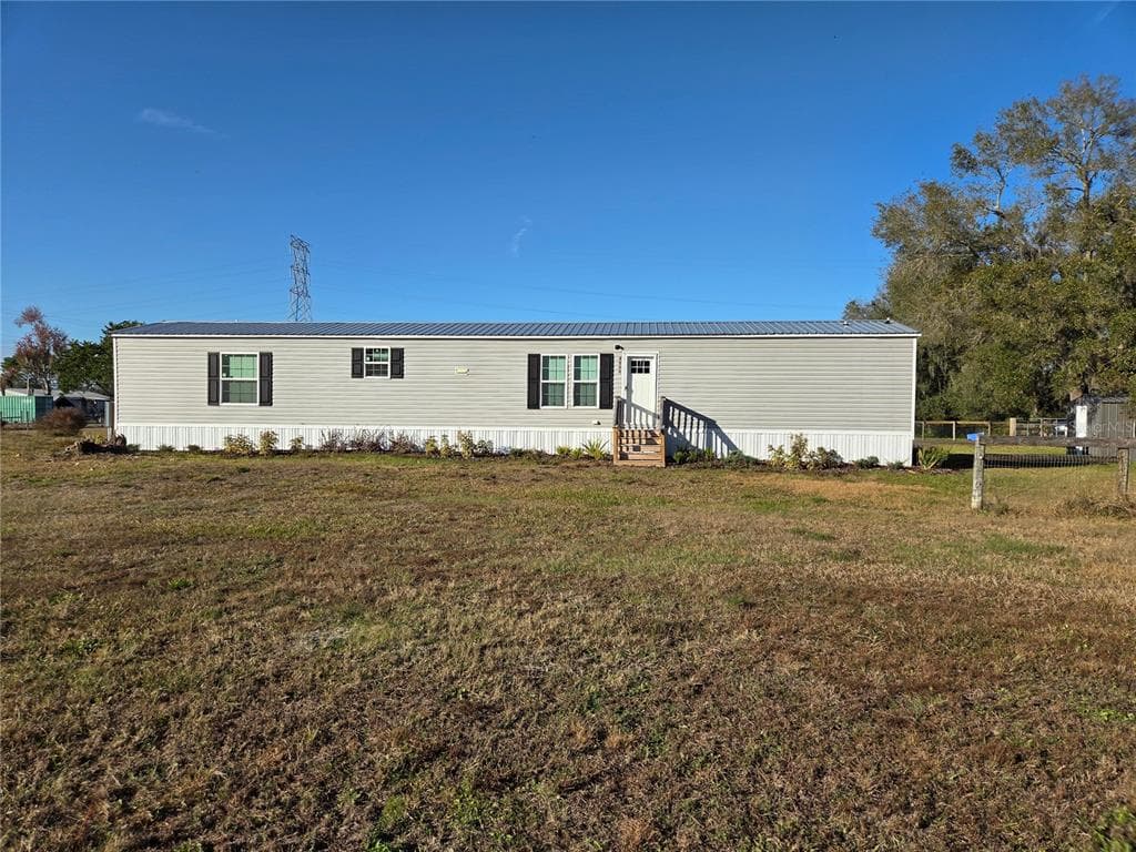 4901 VAUGHN ROAD PLANT CITY, FL 33565