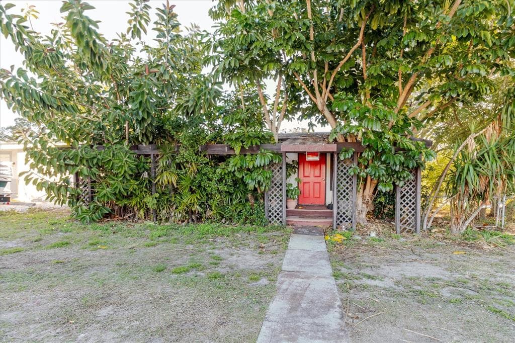 1604 OMAHA STREET PALM HARBOR, FL 34683