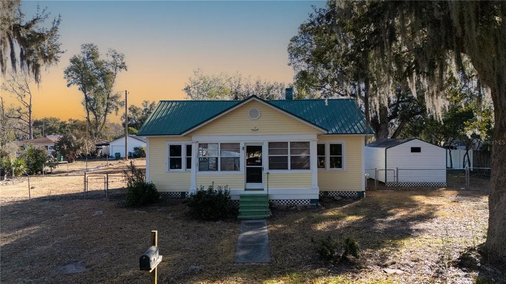 5640 17TH STREET ZEPHYRHILLS, FL 33542