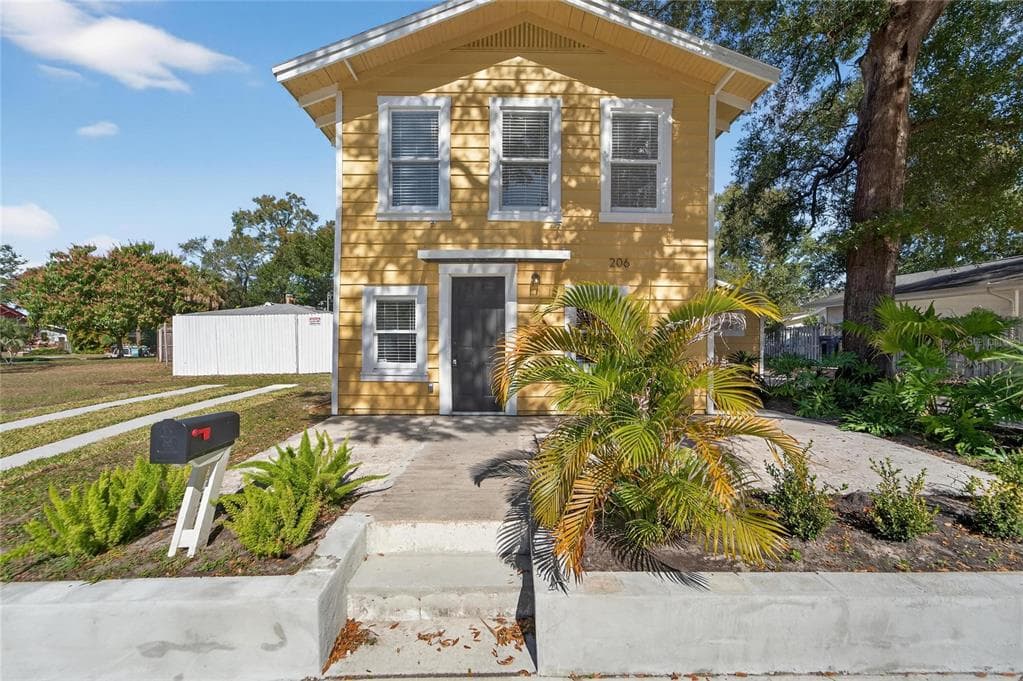 206 E FRIERSON AVENUE TAMPA, FL 33603