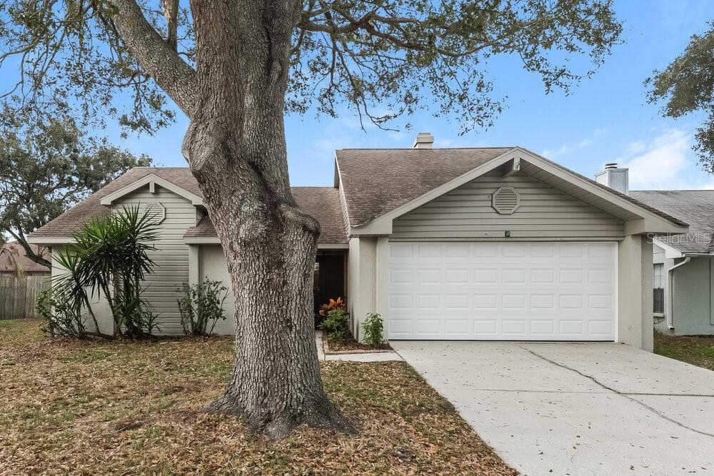 1111 TUXFORD DRIVE BRANDON, FL 33511