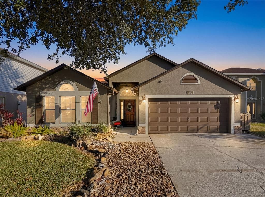 5407 TREIG LANE WESLEY CHAPEL, FL 33545