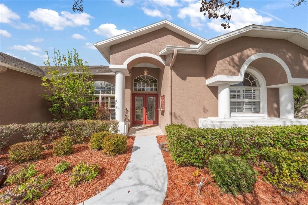 1237 RAMBLING VINE COURT