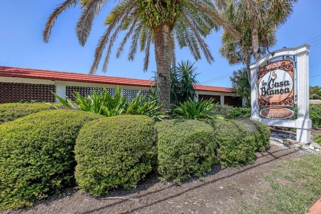 6154 MIDNIGHT PASS ROAD UNIT 104 SARASOTA, FL 34242
