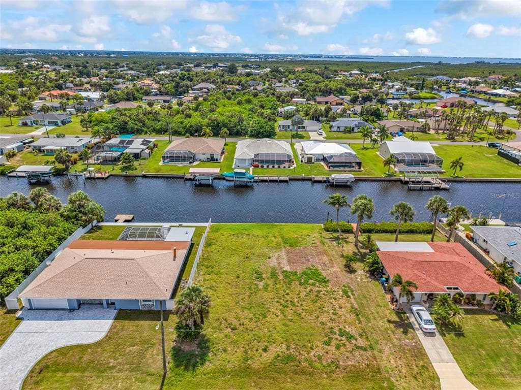 4366 WYNKOOP CIRCLE PORT CHARLOTTE, FL 33948