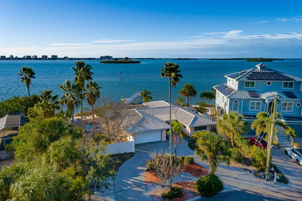 1844 VENETIAN POINT DRIVE CLEARWATER, FL 33755