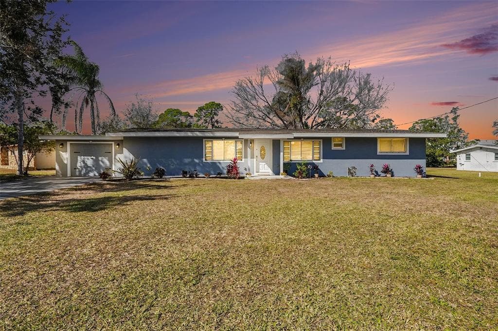 307 CAMPUS DRIVE RUSKIN, FL 33570