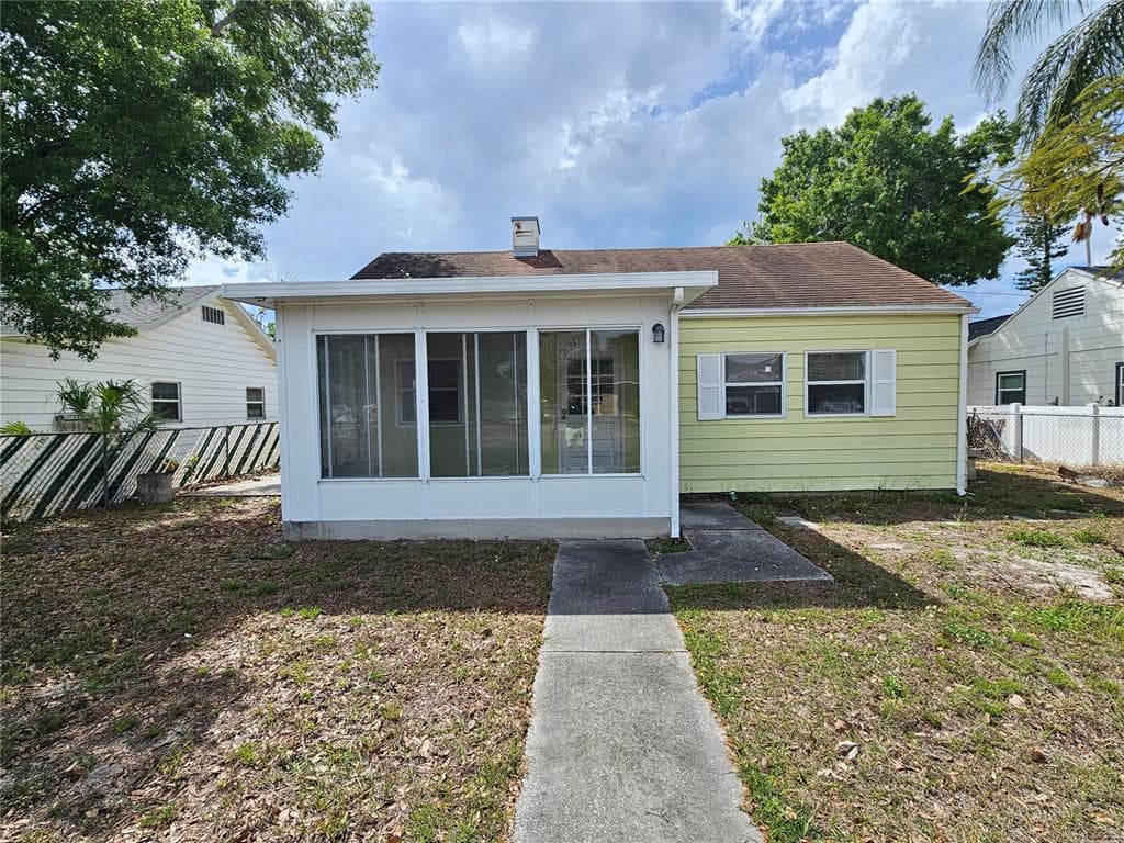 5706 DR MARTIN LUTHER KING JR STREET N ST PETERSBURG, FL 33703