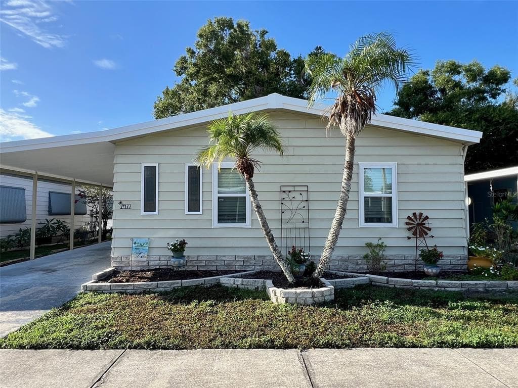 1001 STARKEY ROAD UNIT 177 LARGO, FL 33771