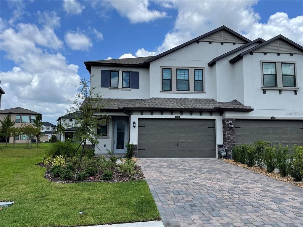 4580 ALMADA LANE WESLEY CHAPEL, FL 33543