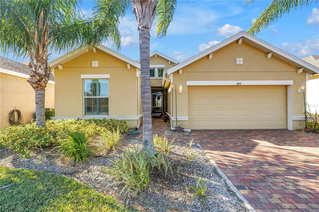 1841 PACIFIC DUNES DRIVE SUN CITY CENTER, FL 33573