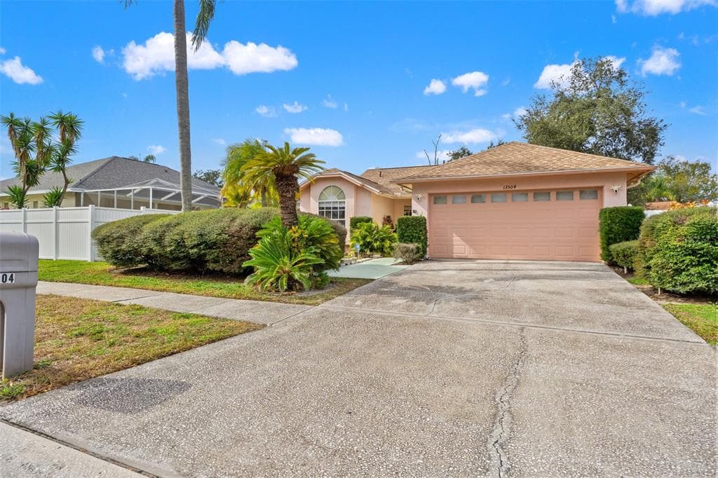 13504 FAWN RIDGE BOULEVARD TAMPA, FL 33626