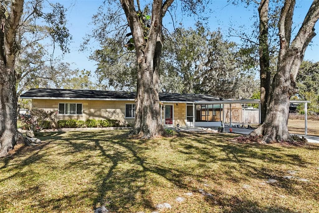 33137 CERCELIA ROAD DADE CITY, FL 33523