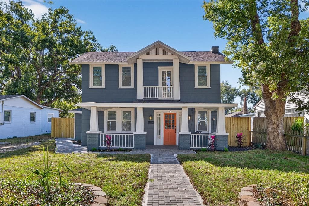 109 E LAMBRIGHT STREET TAMPA, FL 33604