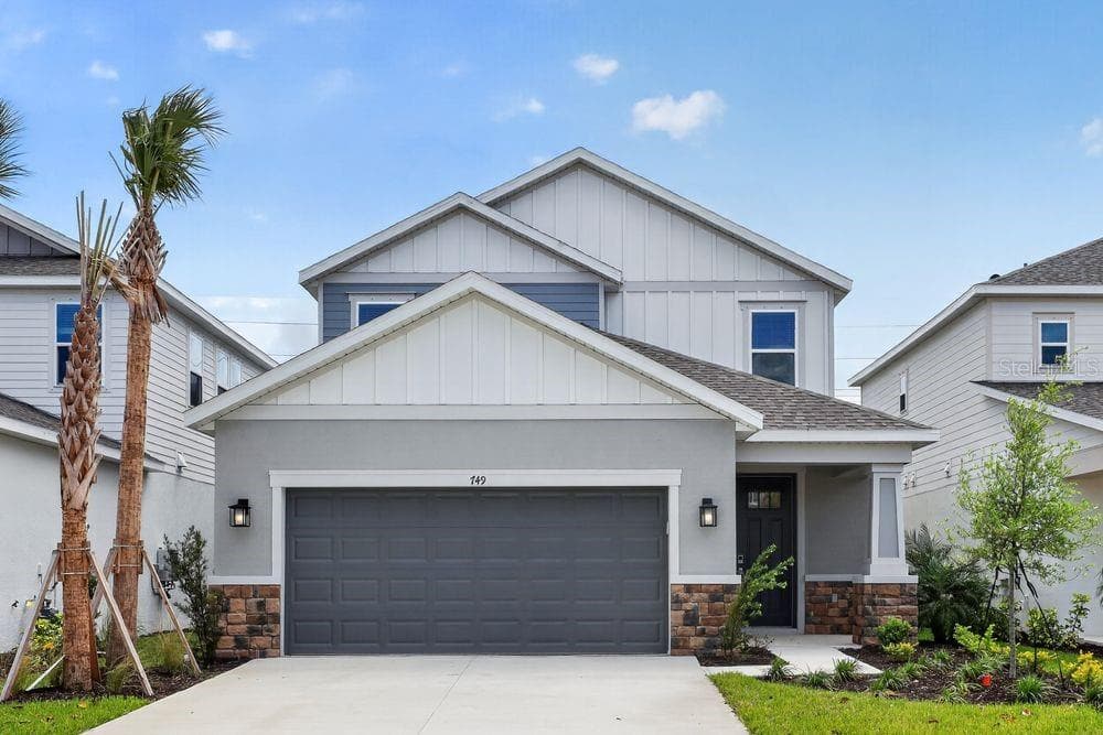 749 STEEL DRIVE APOLLO BEACH, FL 33572