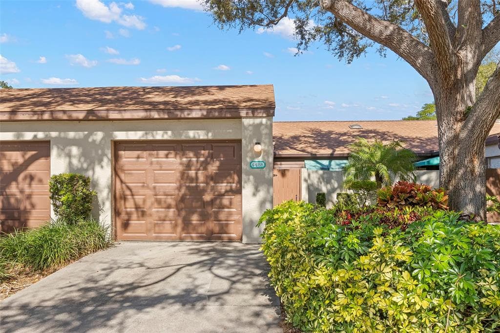 4425 PARK LAKE TERRACE N BRADENTON, FL 34209