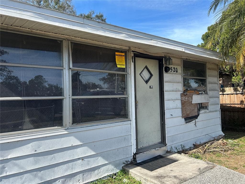 5520 35TH WAY N ST PETERSBURG, FL 33714