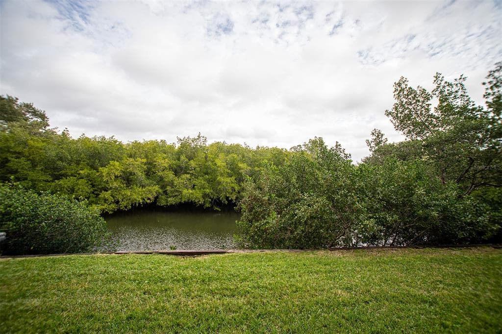 900 COVE CAY DRIVE UNIT 1D CLEARWATER, FL 33760