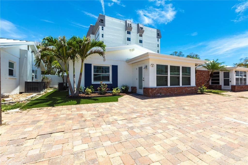 6020 MIDNIGHT PASS ROAD UNIT 39 SARASOTA, FL 34242