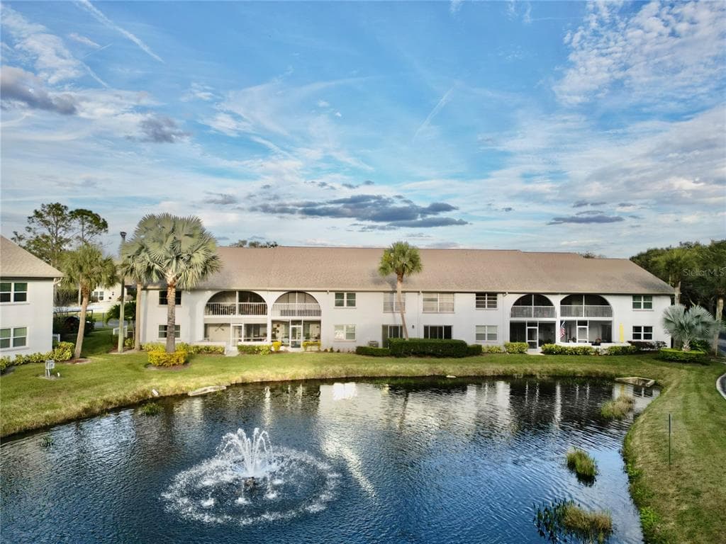 3203 LANDMARK DRIVE UNIT 2105 CLEARWATER, FL 33761