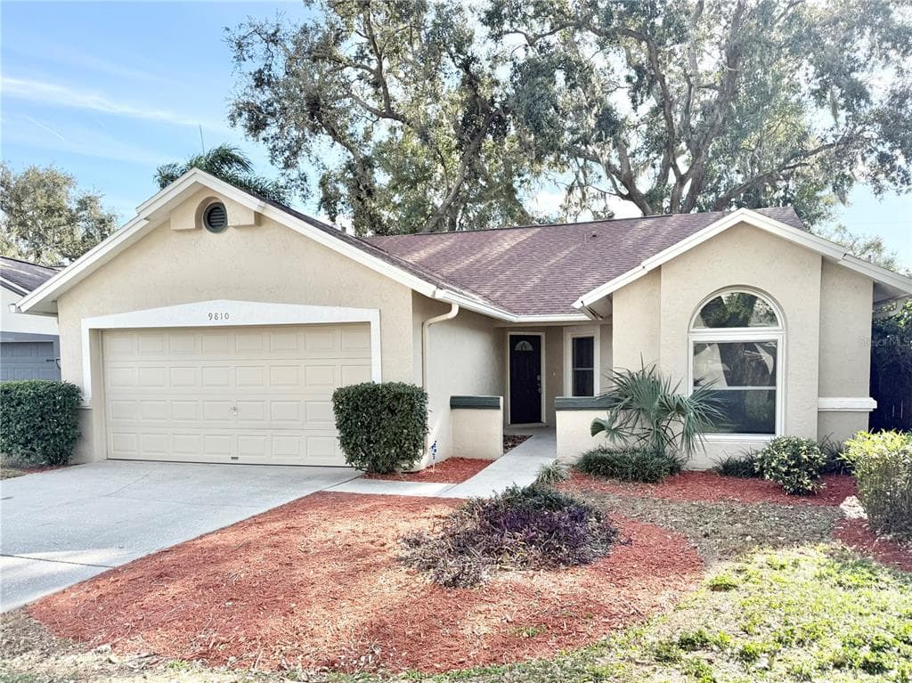 9810 TERRACE TRAIL LANE TEMPLE TERRACE, FL 33637