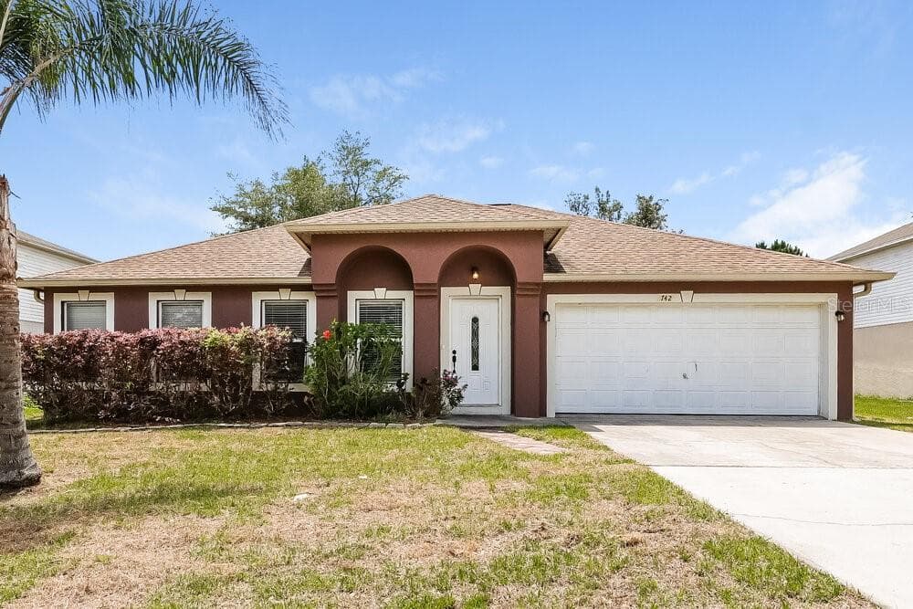 742 PARIS DRIVE KISSIMMEE, FL 34759