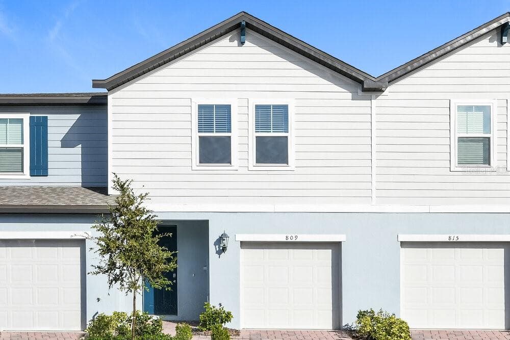 809 LEGACY DRIVE DAVENPORT, FL 33896
