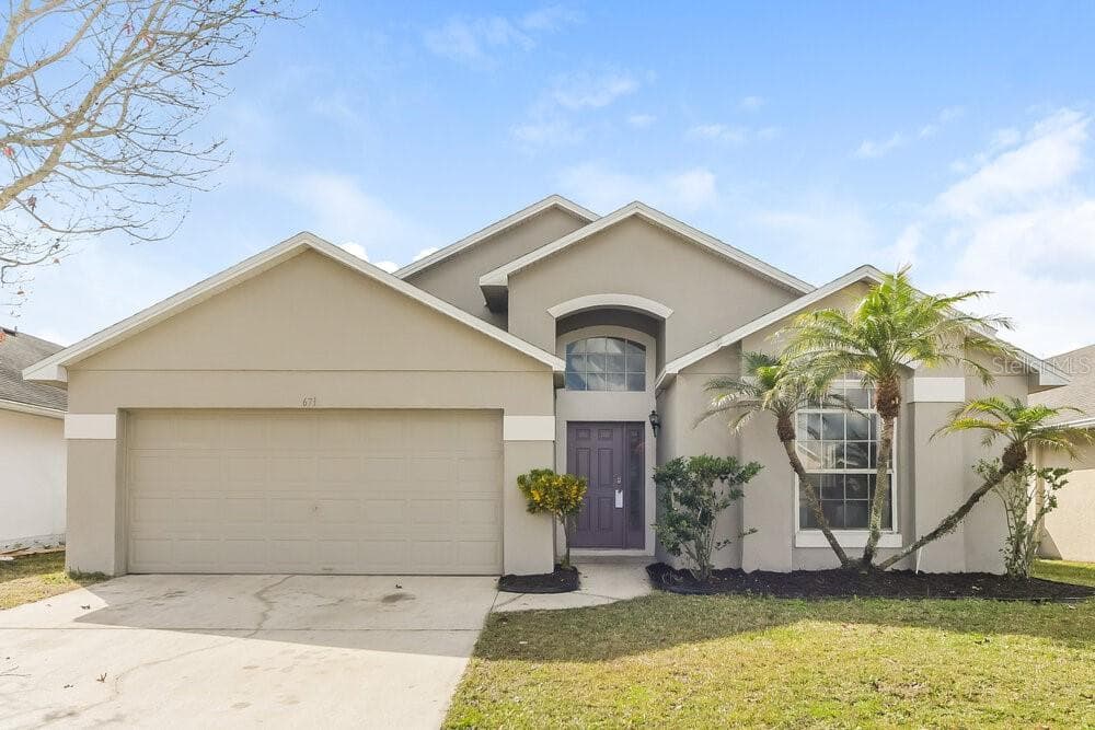 671 EAGLE POINTE S KISSIMMEE, FL 34746