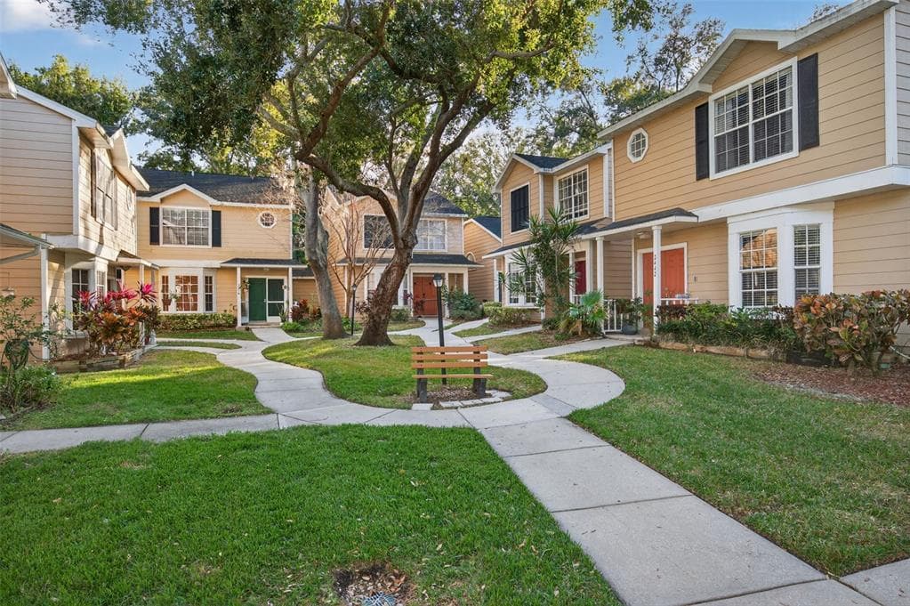 2452 BUSH TAIL COURT PALM HARBOR, FL 34683