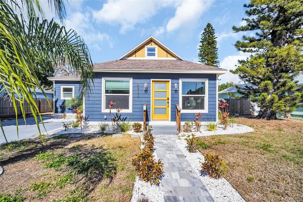 4933 NEWTON AVENUE S GULFPORT, FL 33707