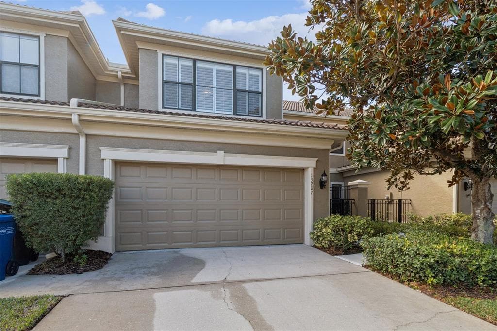 13207 SAN BLAS LOOP LARGO, FL 33774
