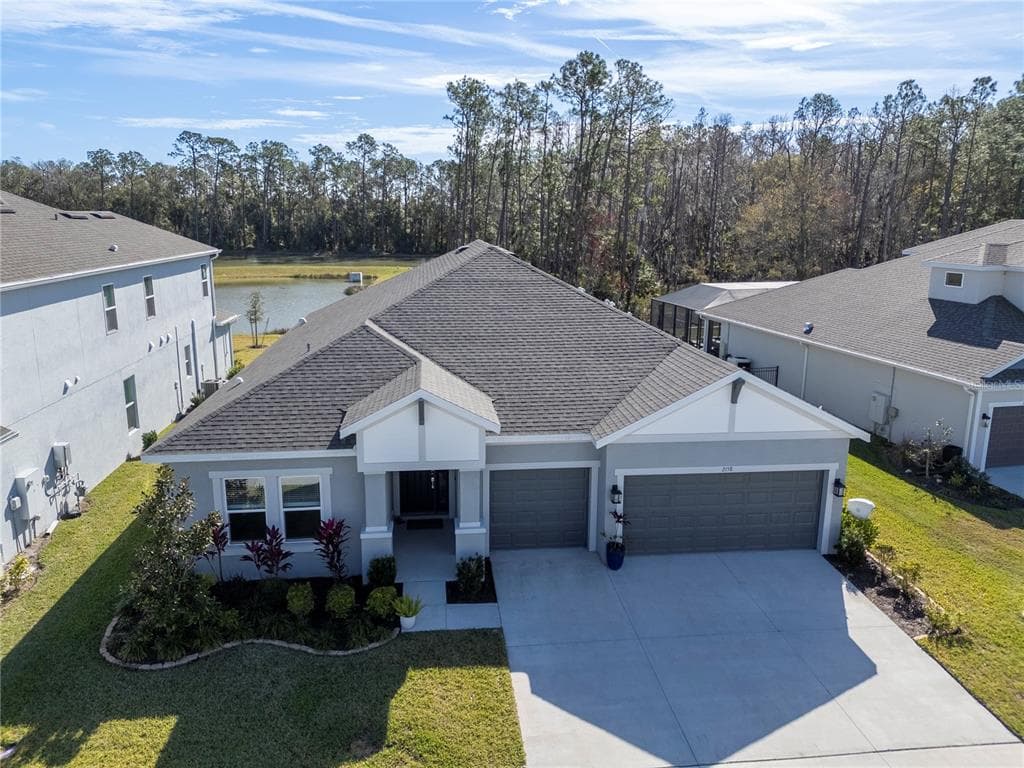 2158 MIZZEN WAY WESLEY CHAPEL, FL 33543