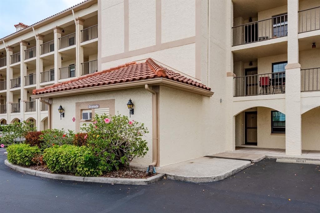 19029 US HIGHWAY 19 N UNIT 26-205 CLEARWATER, FL 33764