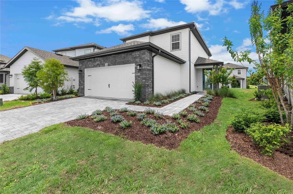 7887 SOMERSWORTH DRIVE KISSIMMEE, FL 34747