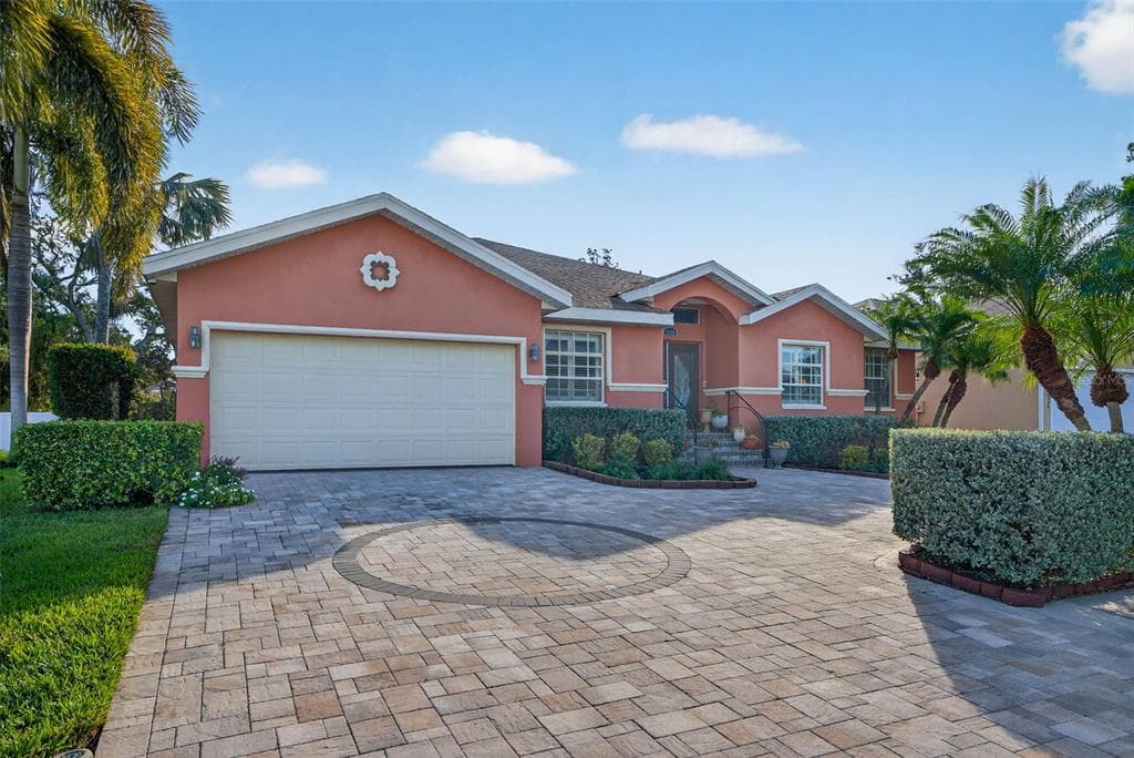 5920 30TH COURT S ST PETERSBURG, FL 33712