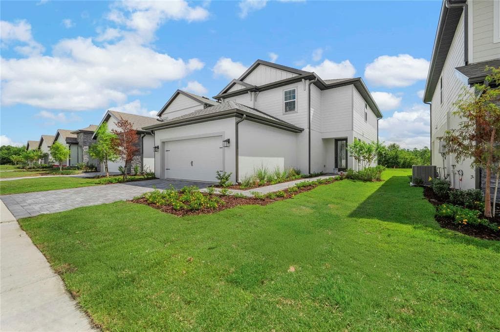 7801 MARLOW PLACE KISSIMMEE, FL 34747