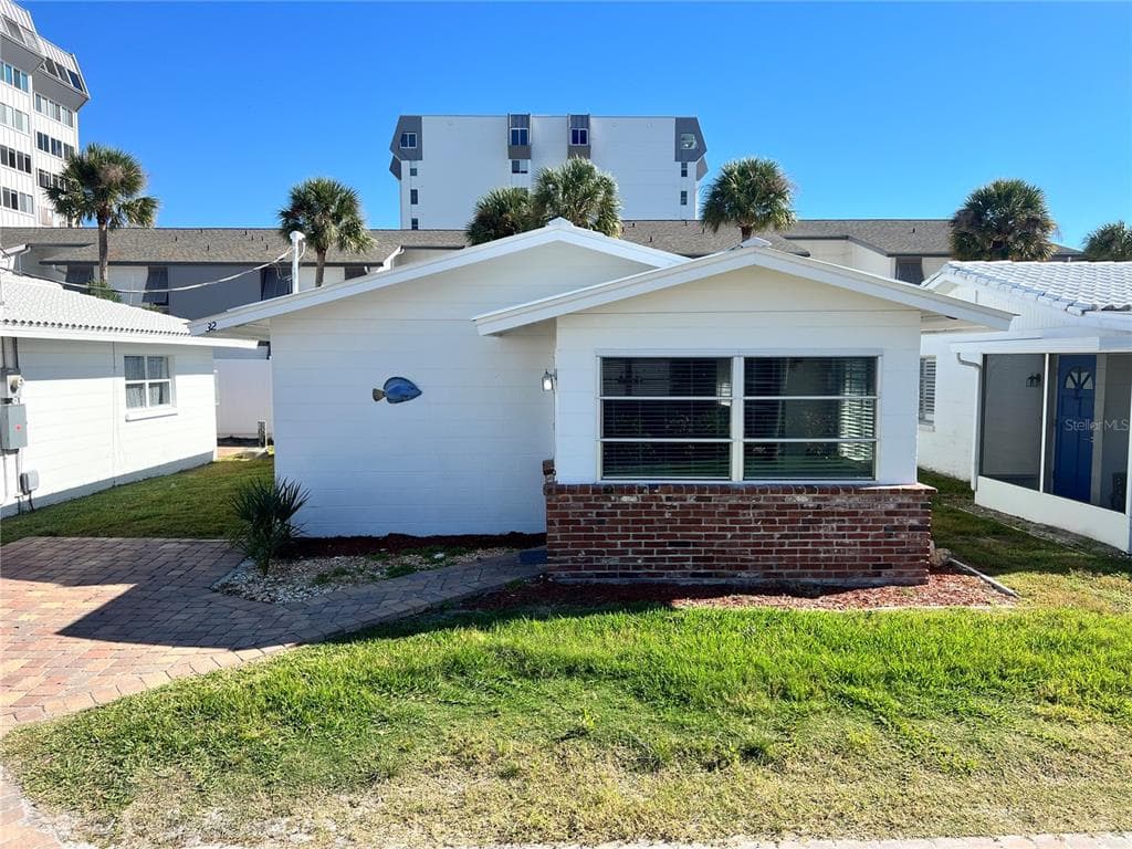 6020 MIDNIGHT PASS ROAD UNIT 32 SARASOTA, FL 34242