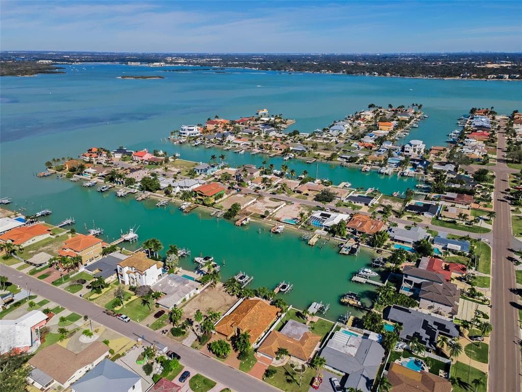 12155 5TH STREET E TREASURE ISLAND, FL 33706
