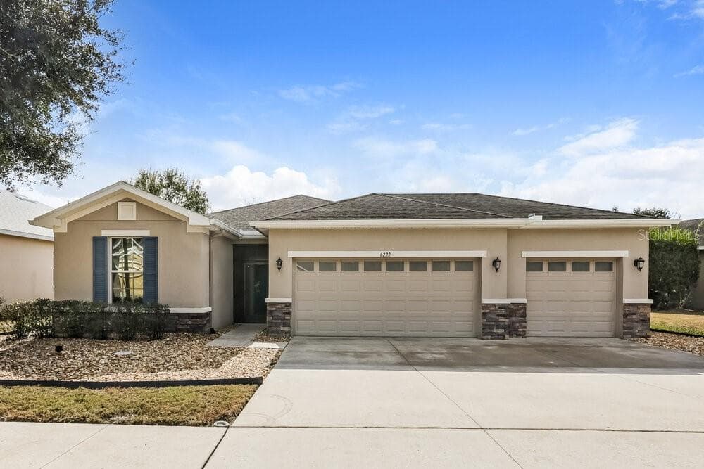 6222 TWIN BRIDGES DRIVE ZEPHYRHILLS, FL 33541