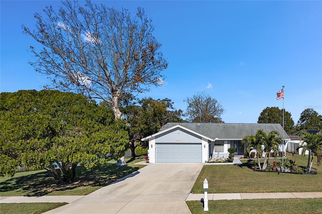 8297 100TH AVENUE SEMINOLE, FL 33777