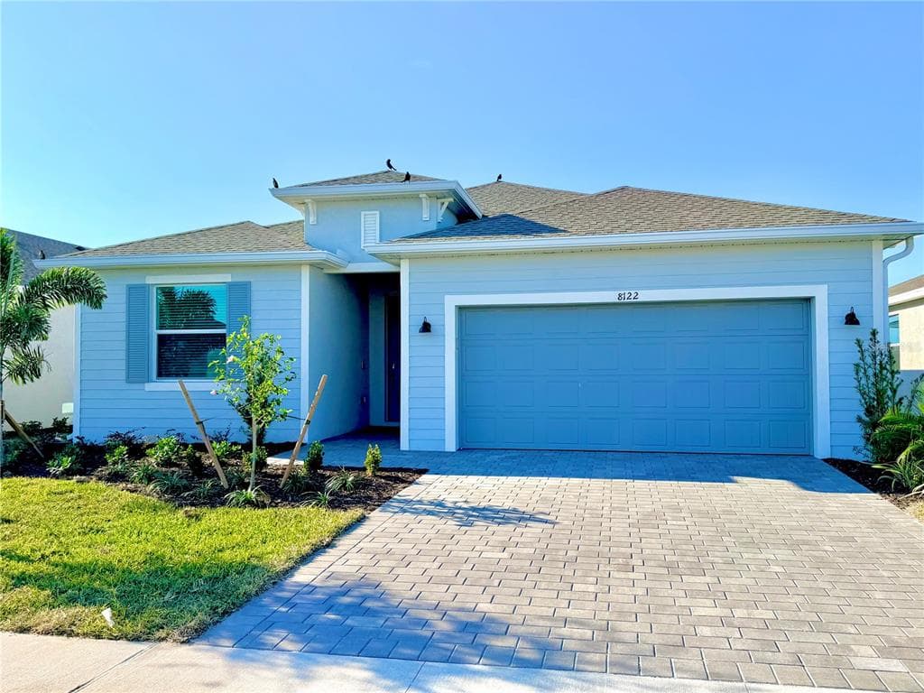 8122 SAINT KITTS CIRCLE ENGLEWOOD, FL 34224