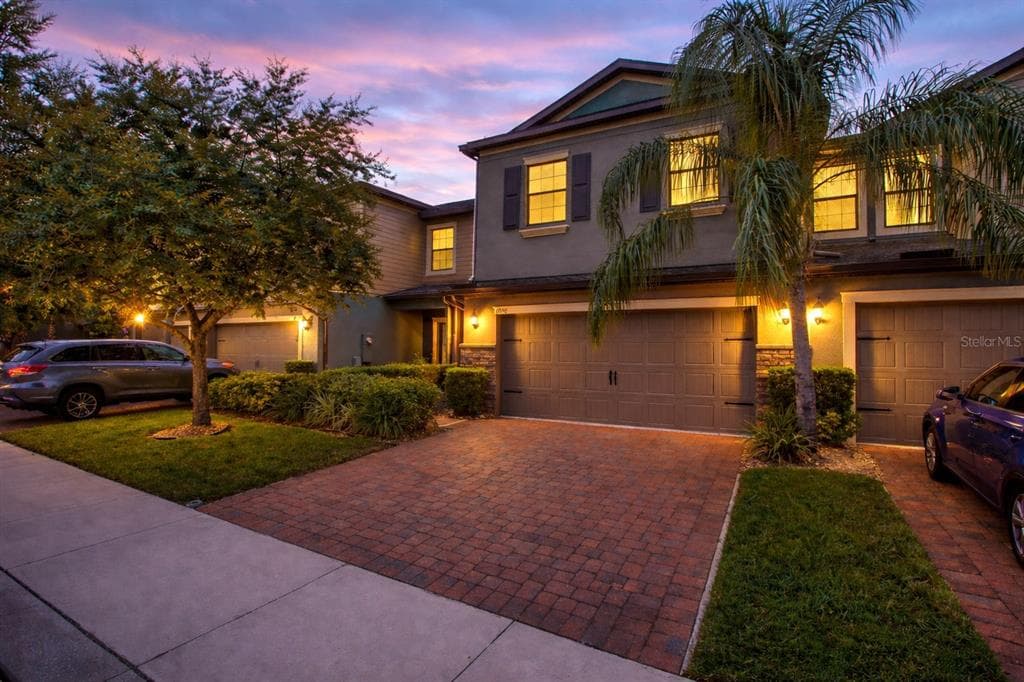 17358 OLD TOBACCO ROAD LUTZ, FL 33558