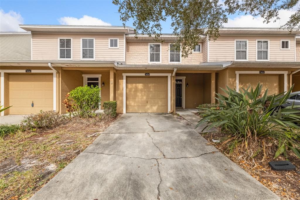 7820 BALLY MONEY ROAD TAMPA, FL 33610